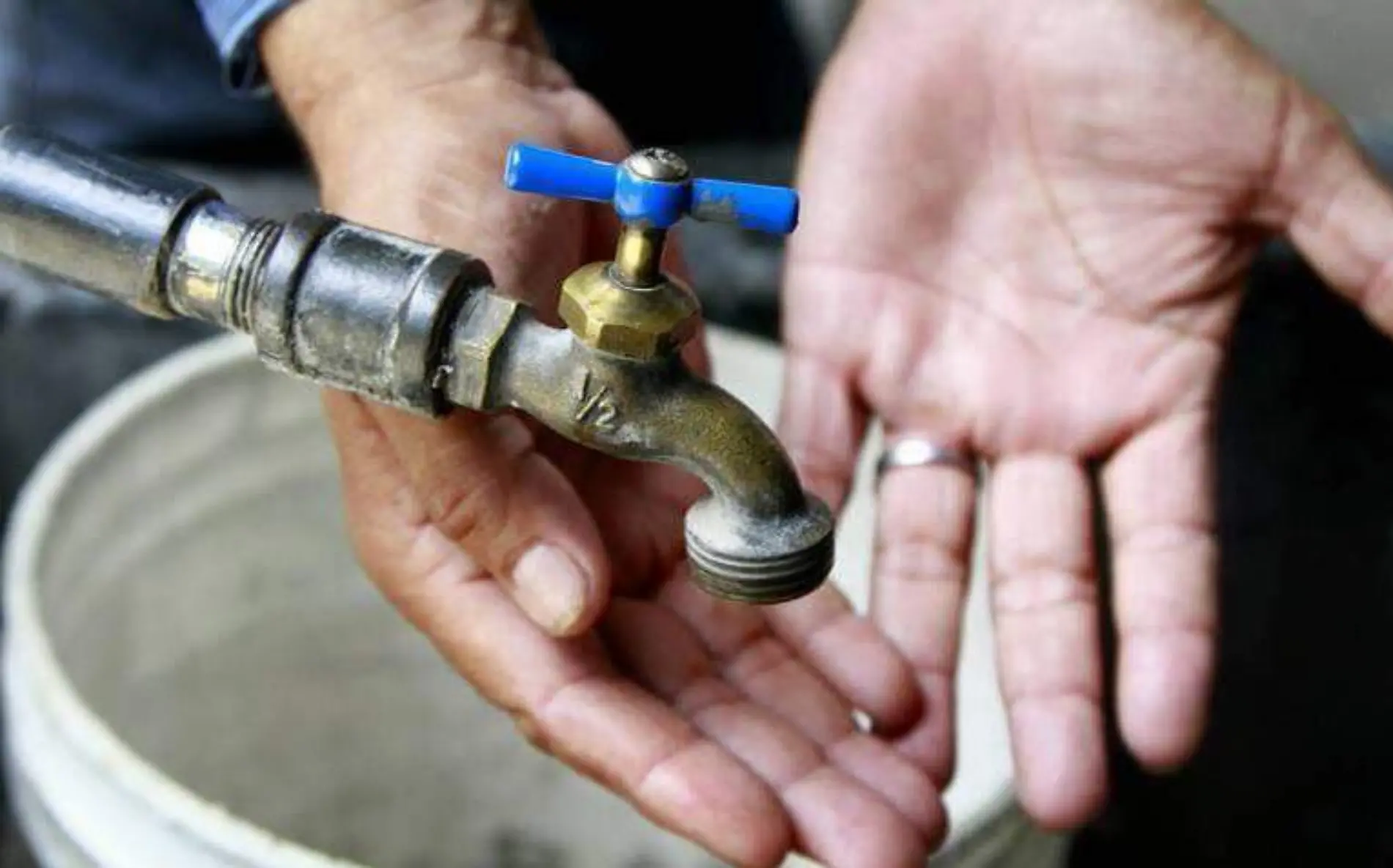 Sin agua potable familias de la comunidad Santa Catalina de Siena